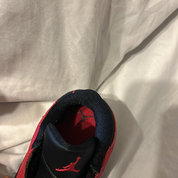 Jordan Pink and Black size 8C - Picture 8 of 8